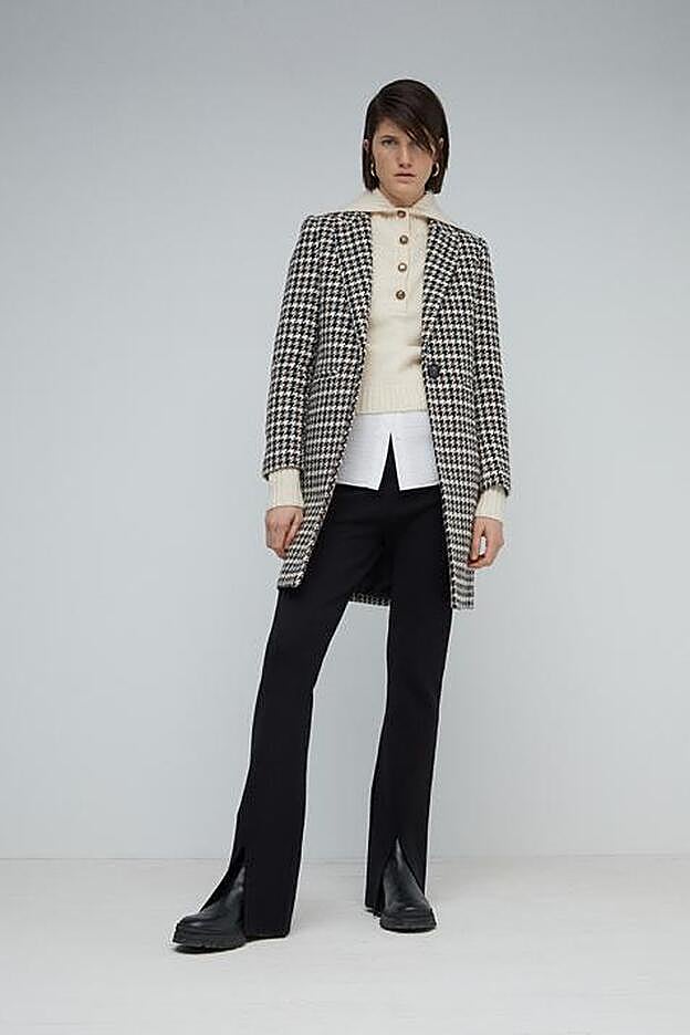 En tonos claros y aires masculinos, prescindiendo del tradicional blanco y negro.