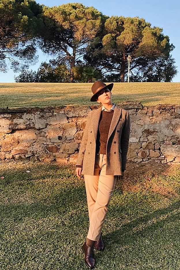 Este look clásico de Alba Díaz está alejadísimo de su estilo urbano habitual.