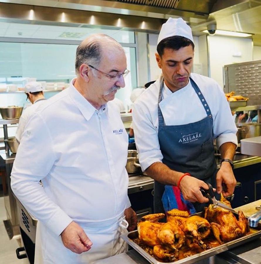 El cocinero Pedro Subijana, en su restaurante de San Sebastián.