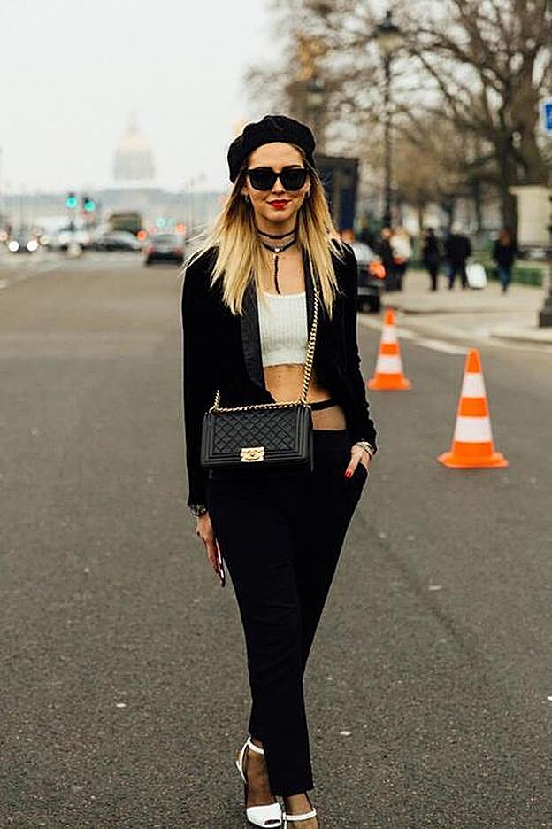 Chiara Ferragni se unió a ella en París.