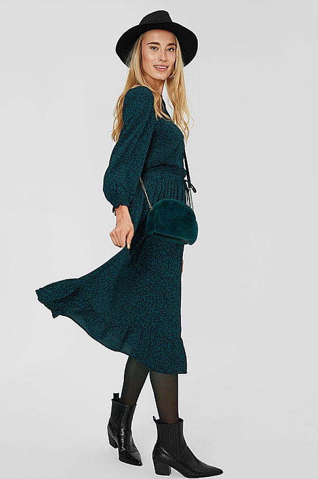 En versión juvenil, con estampado animal print