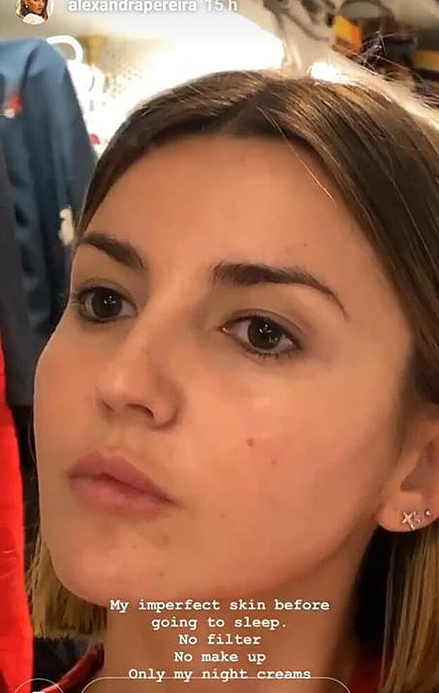 Alexandra Pereira muestra su rostro sin maquillaje.