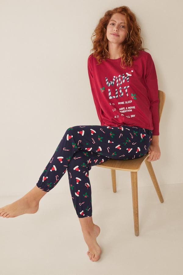 Pijama navideño de Women'Secret, por 22,99 euros.