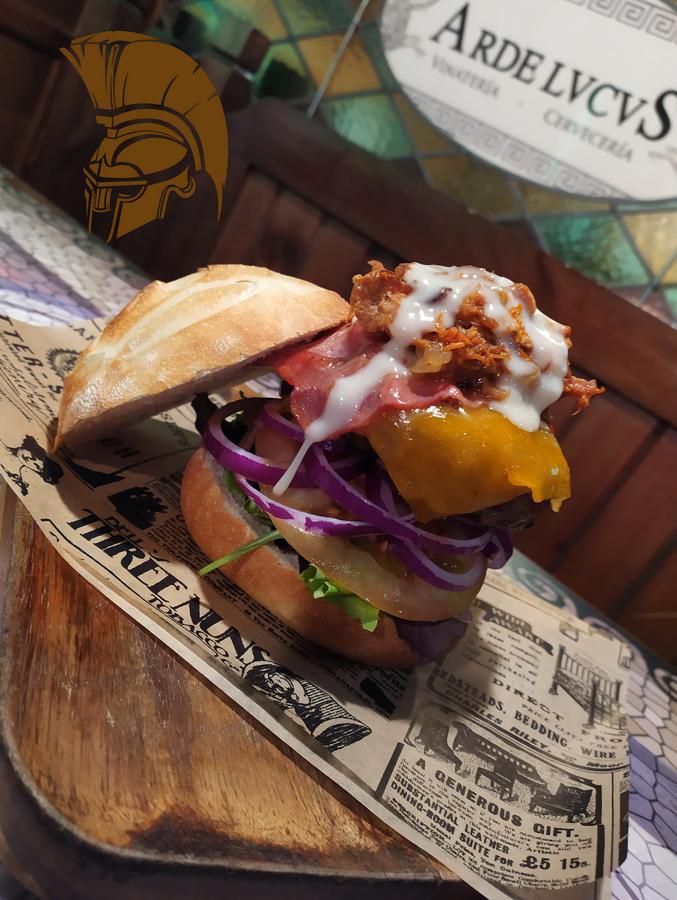 En Arde Lvcvs (Gijón).