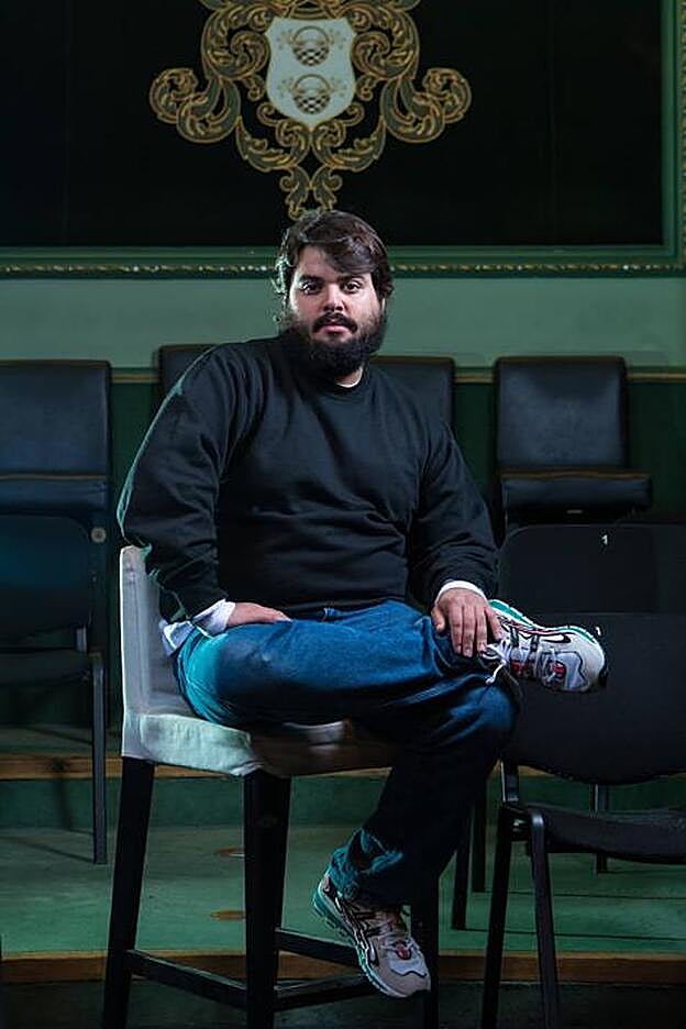 Brays Efe confiesa no haberse enamorado.