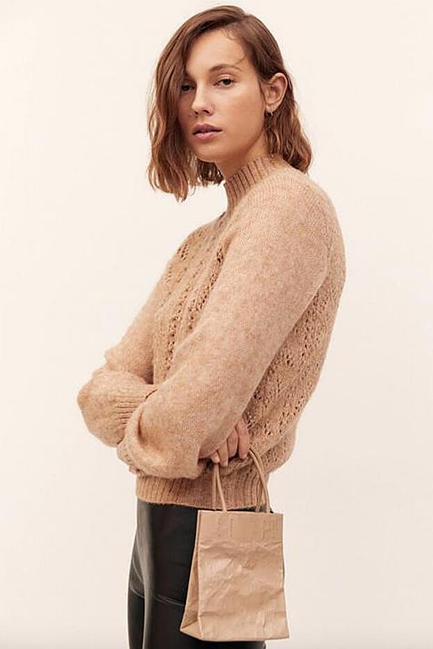 La versión cruda del minibolso, aún más parecida a una bolsa de papel.