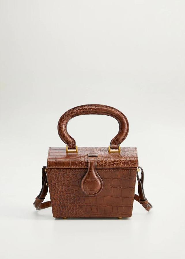 Bolso tipo cofre efecto piel de cocodrilo rebajado de 39,99 euros a 19,99 euros.