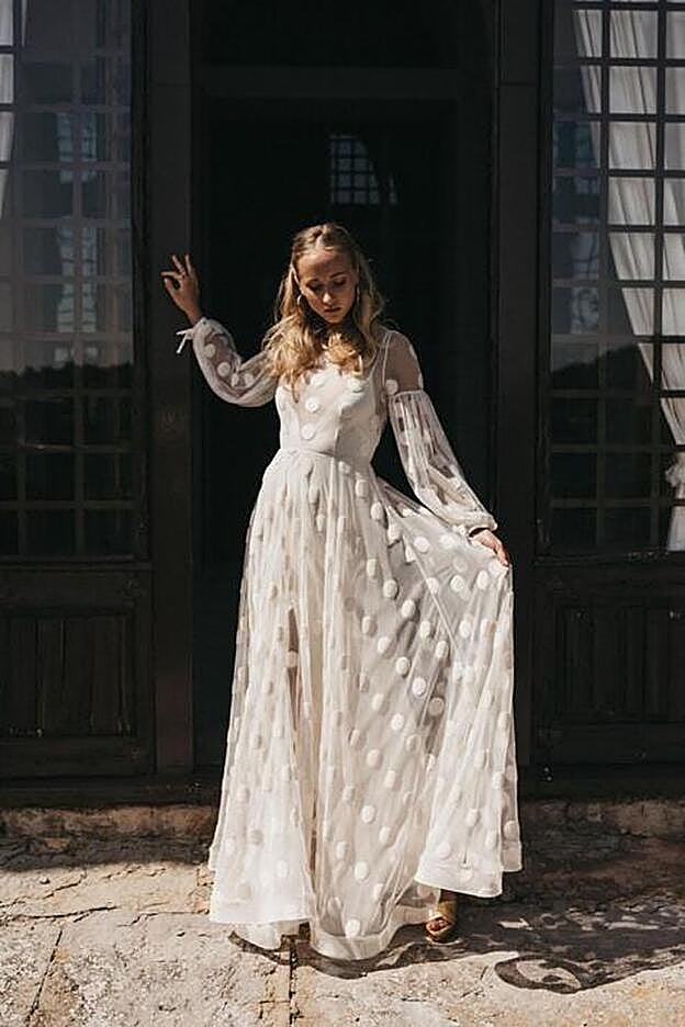 El vestido Olivia, a la ziquierda de la imagen original