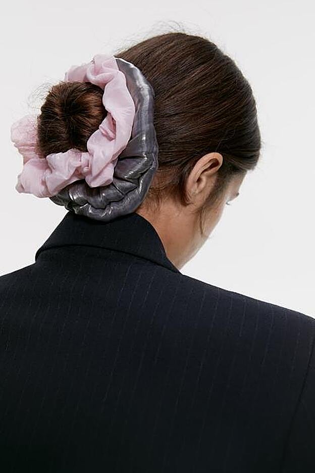 Pack de dos coleteros de organza, rebajados en Zara.