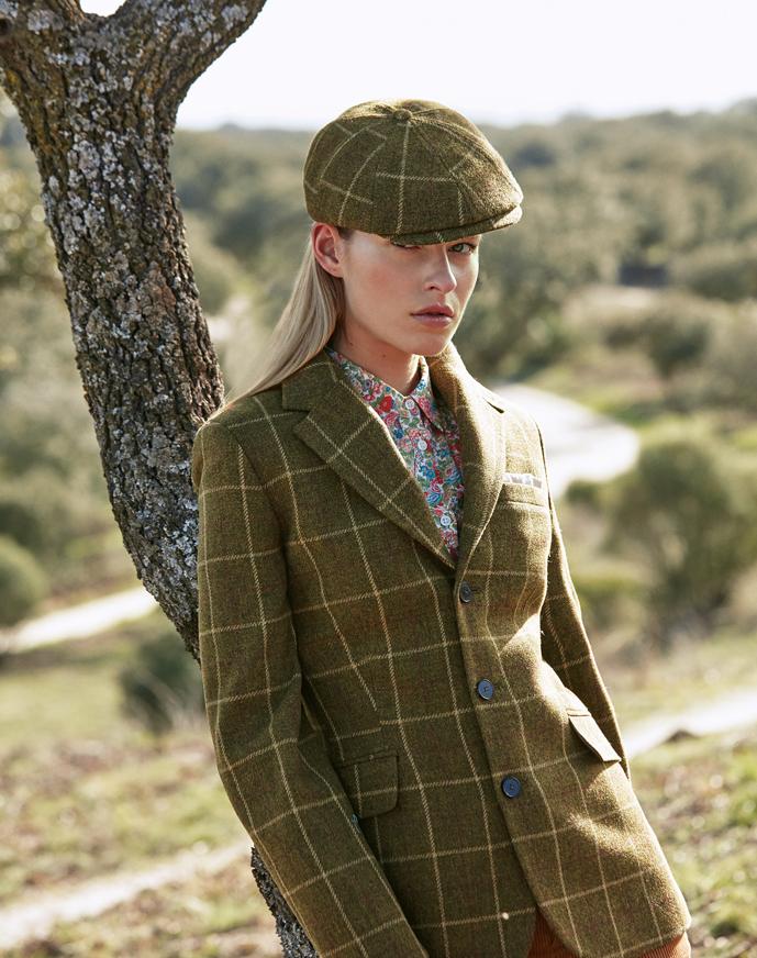 Total look de Lloyd's en El Corte Inglés.