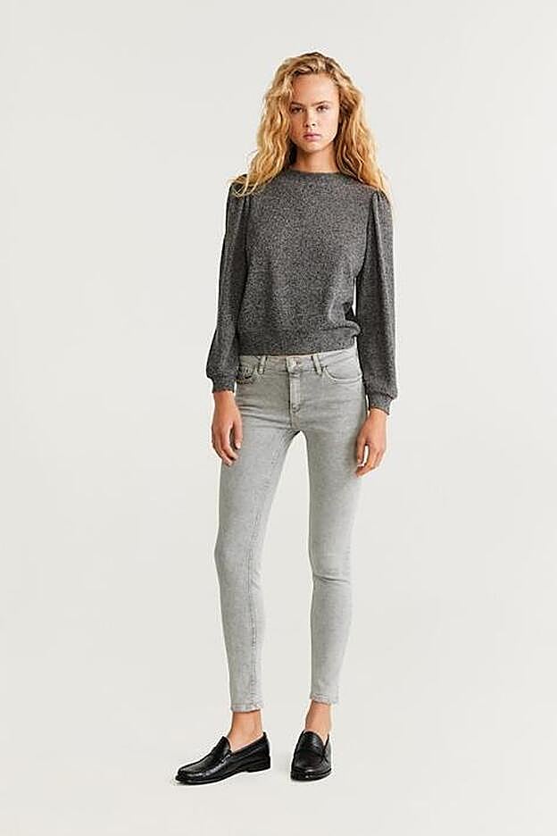 Jeans efecto push up gris denim a 15,99 euros