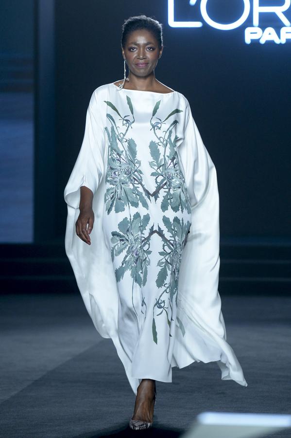 Grancine Gálvez en el desfile de L'Oréal Paris de la MBFWM.