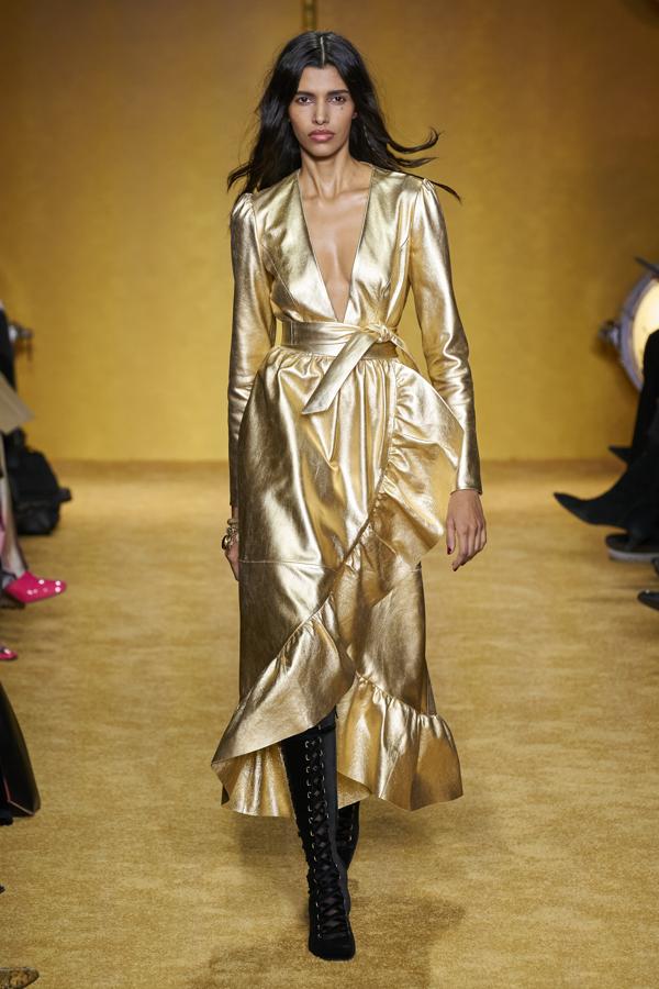 Desfile de Zimmermann.