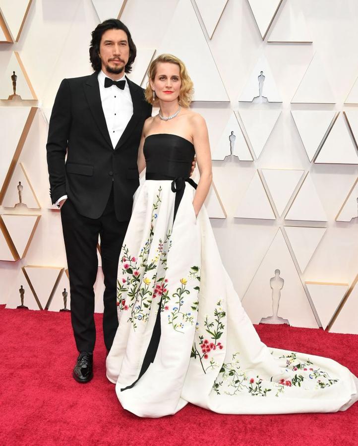 Adam Driver y Joanne Tucker en la alfombra roja de los Premios Oscar 2020.