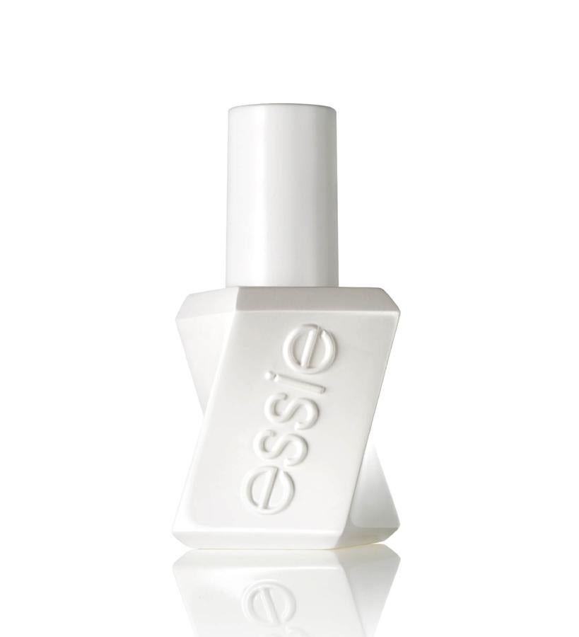 Se desliza sin esfuerzo para proteger y preservar tu esmalte favorito, mientras crea una capa con efecto acolchado y un brillo espejo. Aplicado encima de la laca de uñas, consigue que tenga una durabilidad de hasta 14 días.  Gel Couture Top Coat de Essie  (12,95 €).