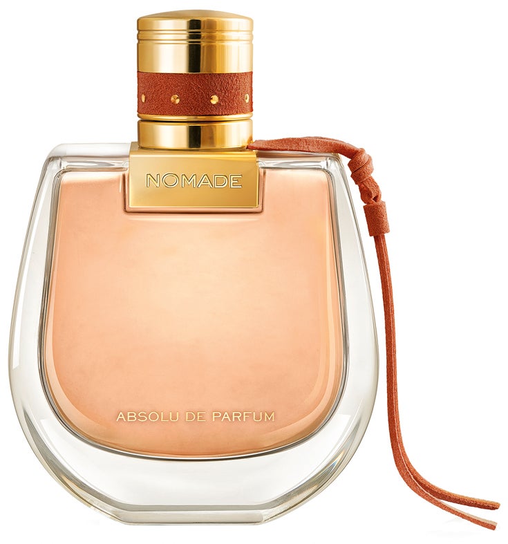 Este curioso chipre frutal contiene la calidez de una caricia robada. Nomade Absolu de Parfum de Chloé (54,95 €). En Sephora.