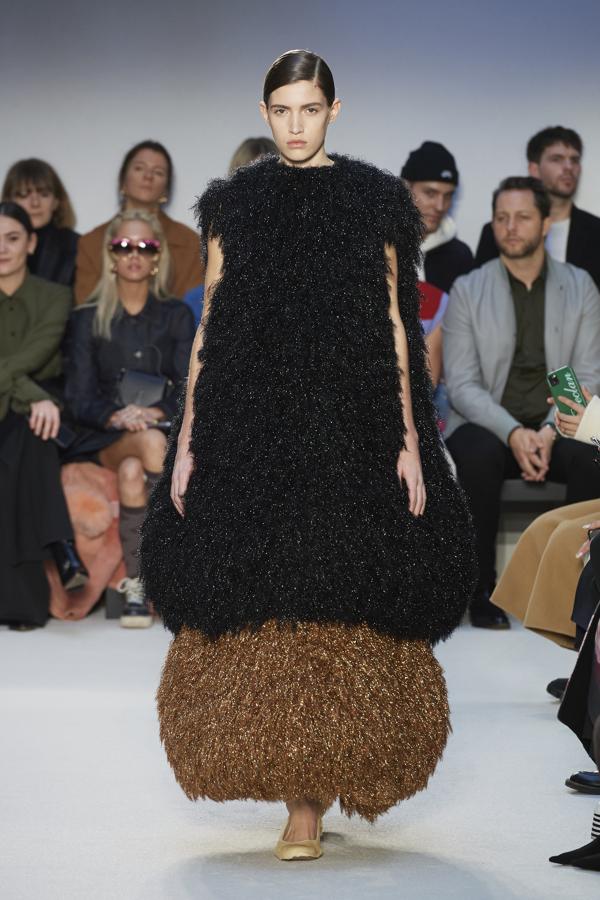 Desfile de J W Anderson.