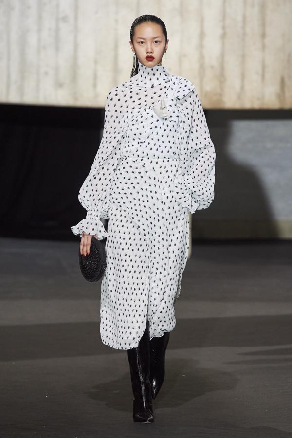 Desfile de Roland Mouret.