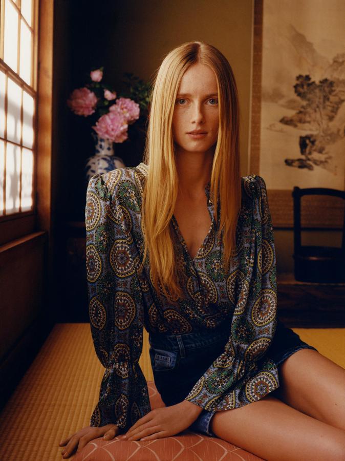 La nueva colección de Zara incluye estampados, tejidos vaqueros y botas.