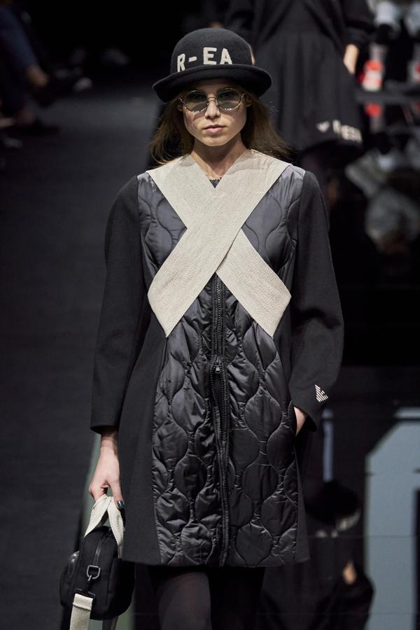 Desfile de Emporio Armani