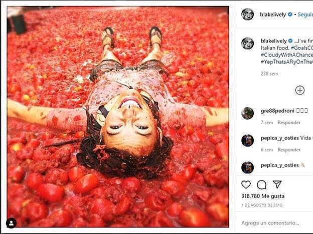 Blake Lively en la tomatina de Buñol (Valencia)