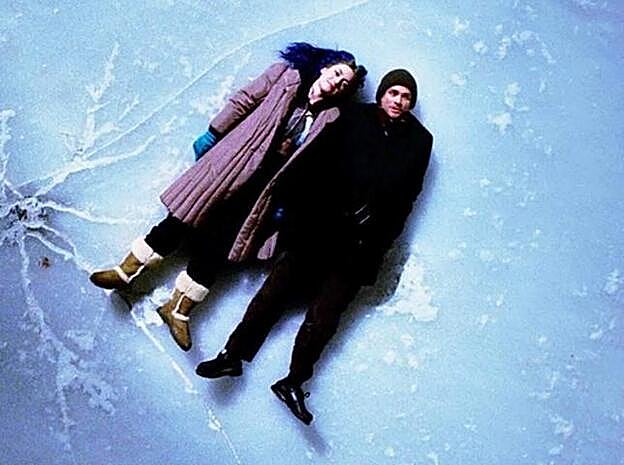 Olvídate de mí, Michel Gondry (2204). Actores: Jim Carrey, Kate Winslet, Kirsten Dunst, Mark Ruffalo…