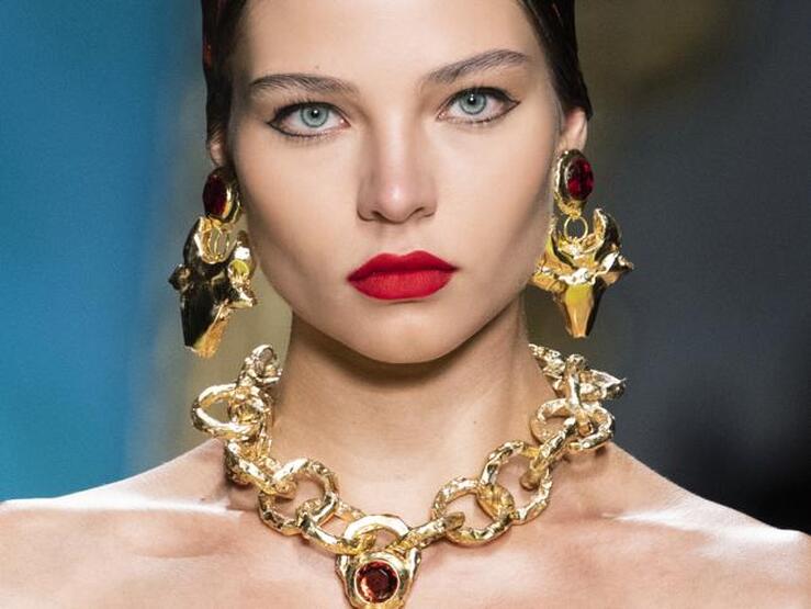 Fotos: 14 barras de labios rojas para empoderar tu look que sientan bien a todo el mundo