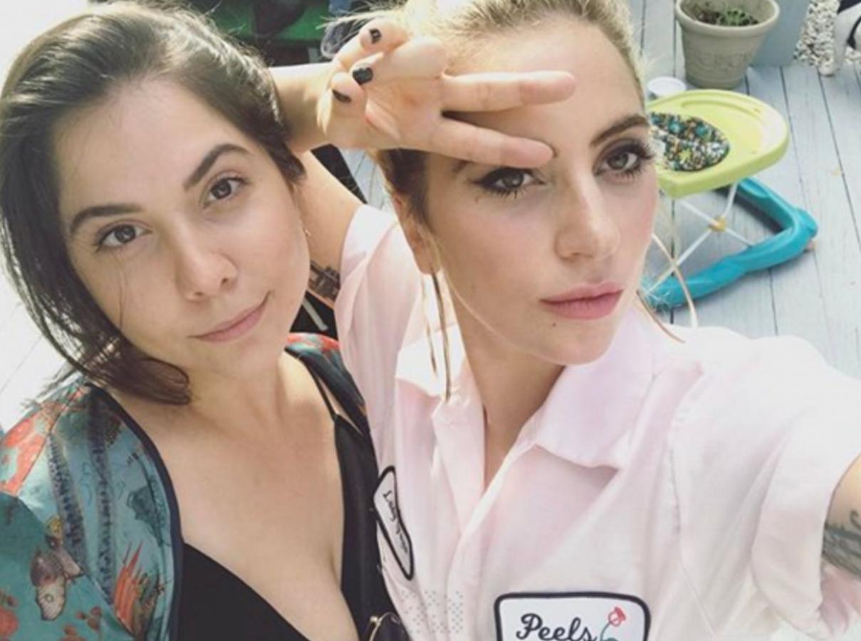 La cantante tiene una hermana pequeña, que, además de participar en alguno de sus videoclips, ha probado suerte en el mundo de la moda. A pesar de tener unos gustos más sobrios que su hermana, Natalie Germanotta se he encargado en más de una ocasión de los vestuarios de Lady Gaga. Las hermanas mantienen una estrecha relación, y se han dejado ver juntas en varios eventos y desfiles de moda.