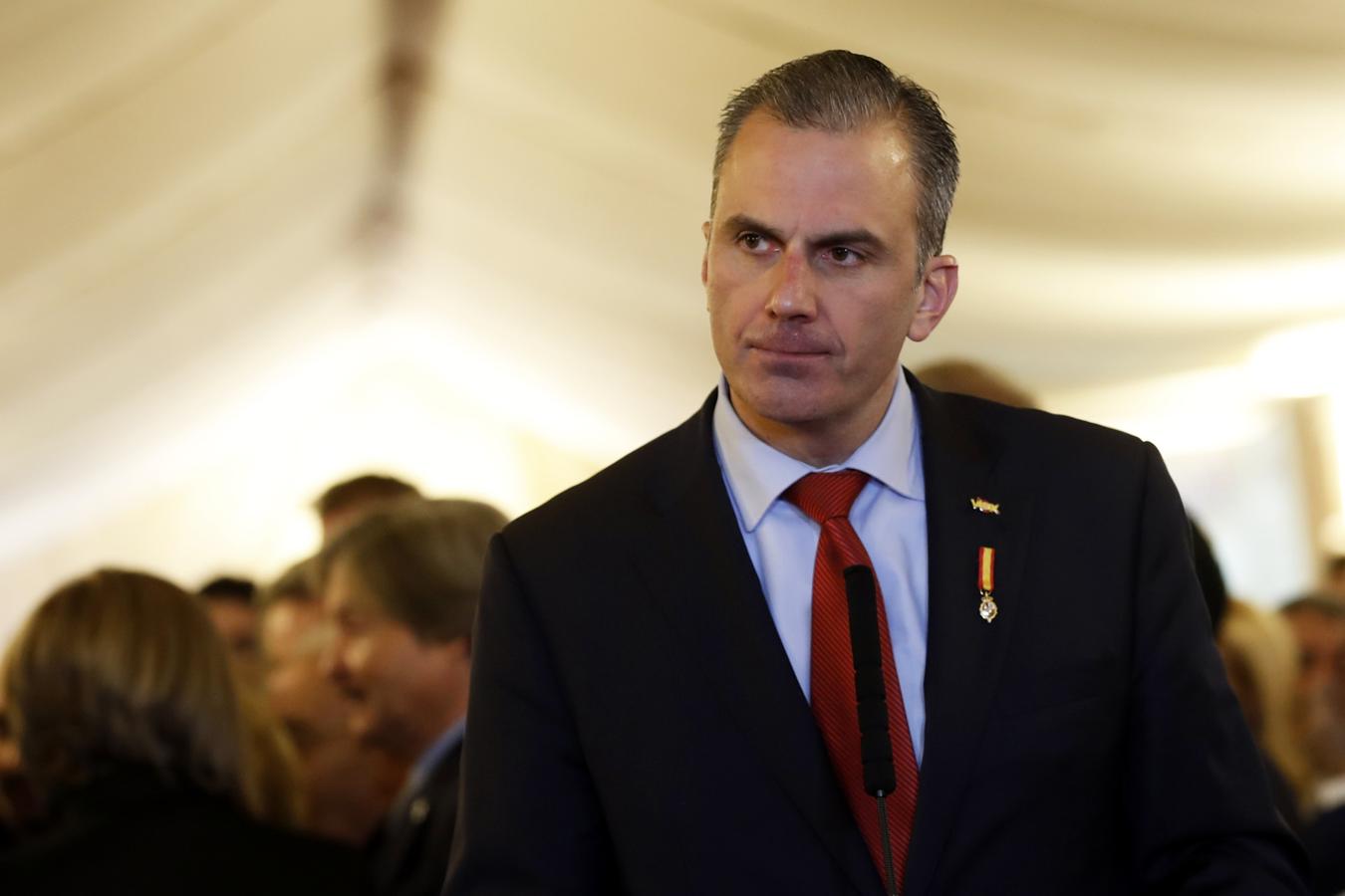 Uno de los rostros visibles de VOX, Javier Ortega Smith, era de los primeros positivos por coronavirus en Madrid.