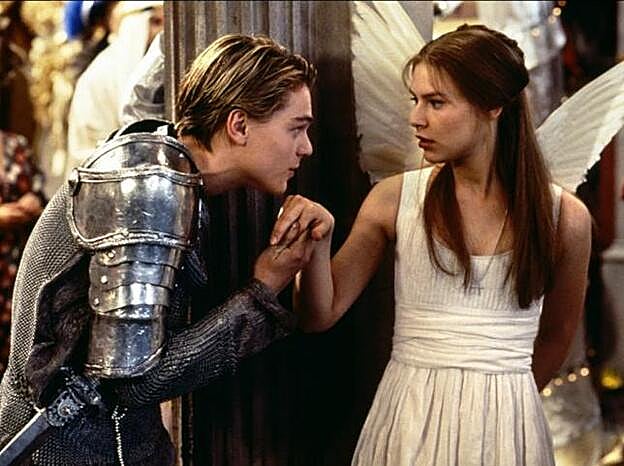 'Romeo y Julieta', con Leonardo di Caprio y Claire Danes, una cinta tan noventera como este libro