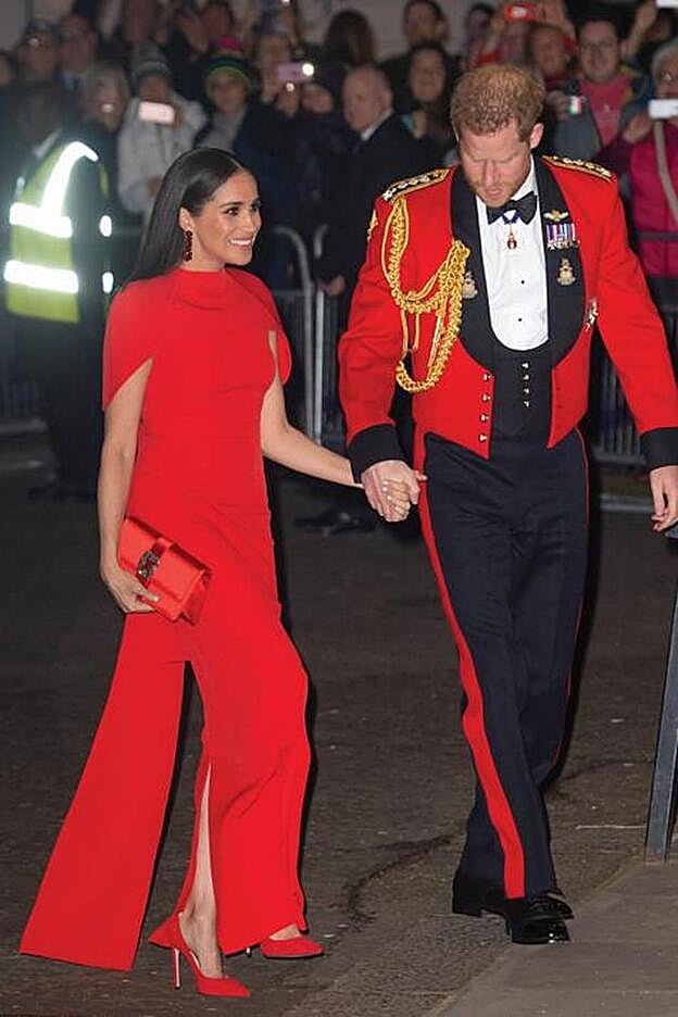 Los duques de Sussex iban conjuntados en unos de sus últimos actos oficiales.