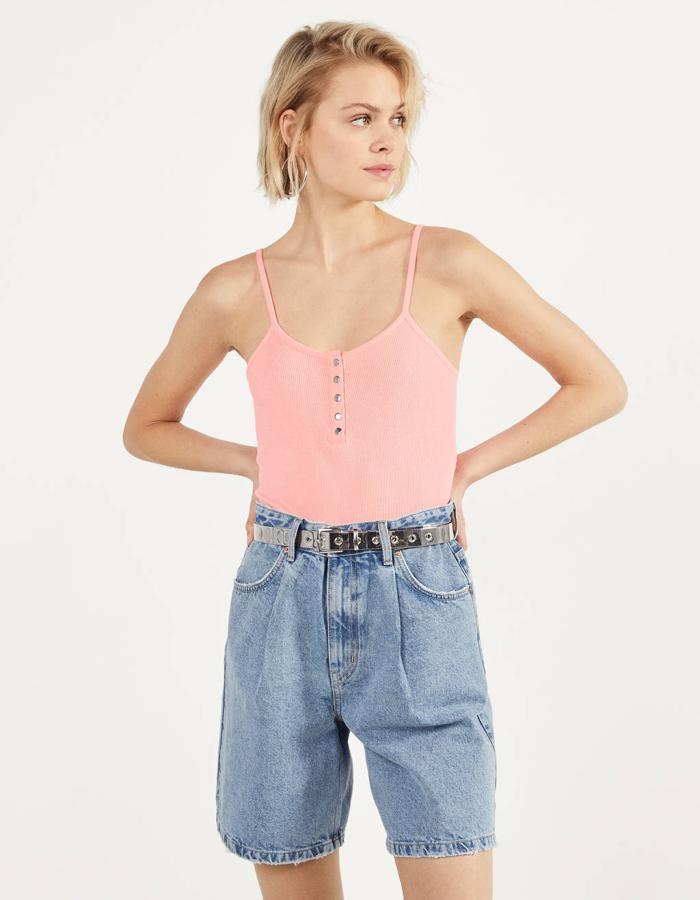 Fotos: 10 prendas que confirman que el rosa será el rey de los looks de primavera