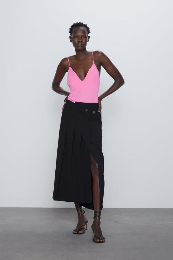 Fotos: 10 prendas que confirman que el rosa será el rey de los looks de primavera