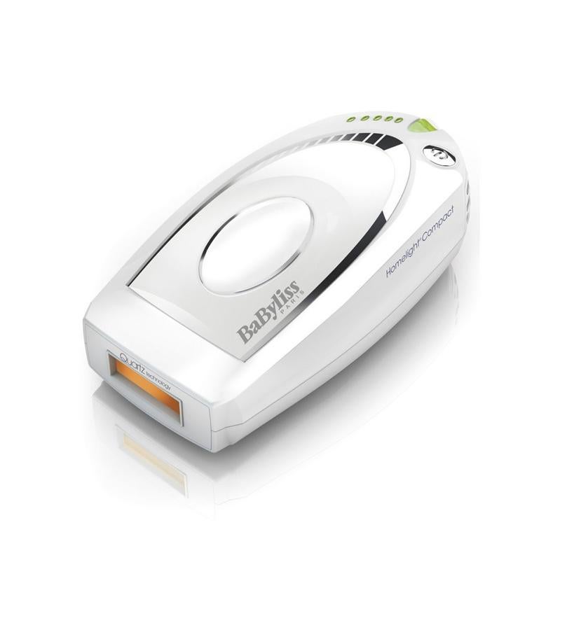 Ofrece una enorme facilidad de manejo y máxima comodidad. Tiene cinco niveles de intensidad para adaptarse a cada tipo de piel, sin provocar molestias. Ha sido testada dermatológica y clínicamente y asegura que su uso garantiza un 90% menos vello. Cuenta con Quartz Technology, una lámpara de cuarzo que emite 100.000 flashes.  Depiladora IPL Homelight 100 de BaByliss  (140 €).