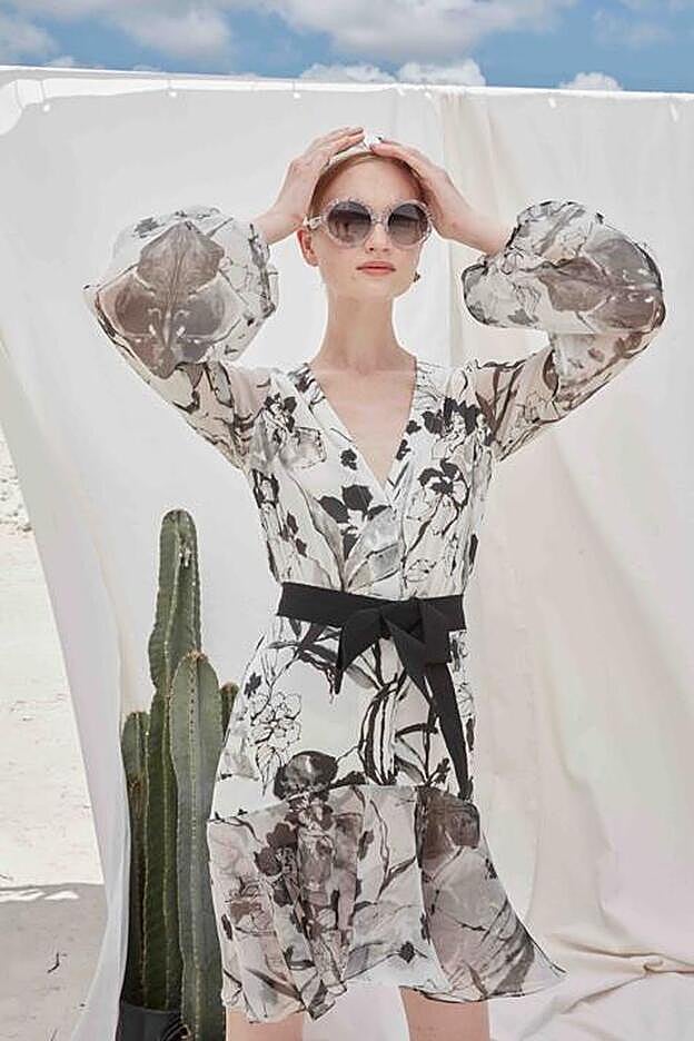 Vestido con estampado florar de Silvia Tcherassi