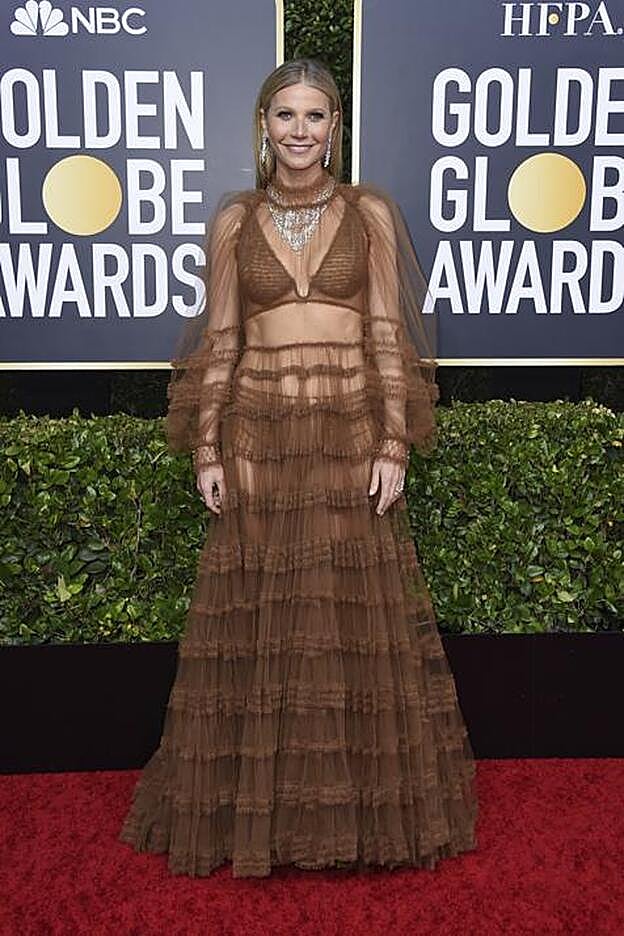 Gwyneth Paltrow vestida de Fendi en los Globos de Oro