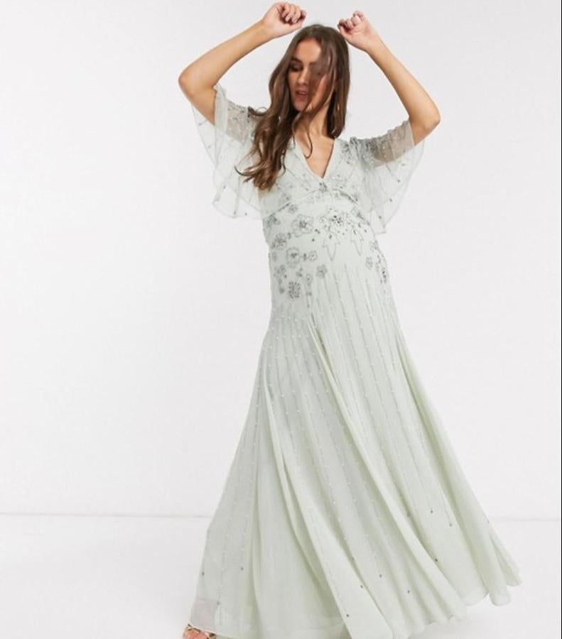 Vestido menta con apliques plateados de Asos, (122,99 euros).