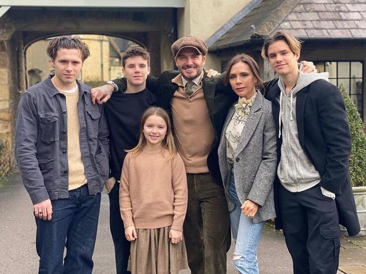 Fotos: Si se te cae la casa encima… imagínate a estas famosas con familia numerosa