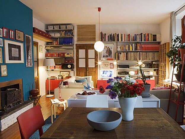 Pintar solo una pared puede darle un aire completamente nuevo a la estancia.