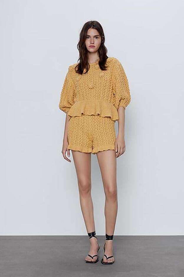 La última opción de conjunto de punto con shorts que ha llegado a Zara.