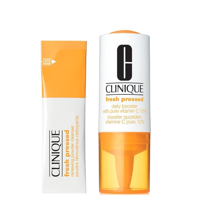 Este tratamiento renovador de 7 días días de duración, a base de vitamina C pura, estimula la renovación celular para que la piel en tan solo una semana esté resplandeciente y regenerada, y el tono unificado.  Fresh Pressed de Clinique  (30,95 €).