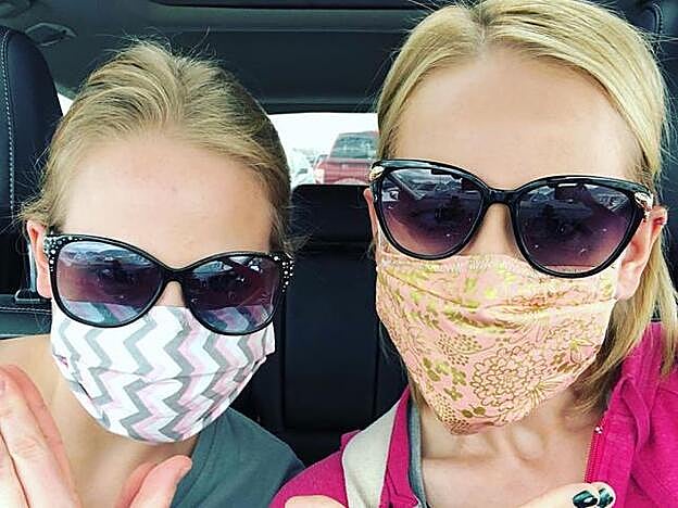 Hay quien ya ha podido customizar sus mascarillas.