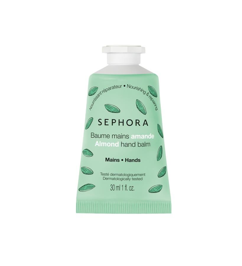 Su textura fundente nutre y cuida las manos a diario, sin dejar un acabado graso o pegajoso. La almendra de su fórmula, además, repara.  Bálsamo de Manos Almond de Sephora Collection  (4,95 €).