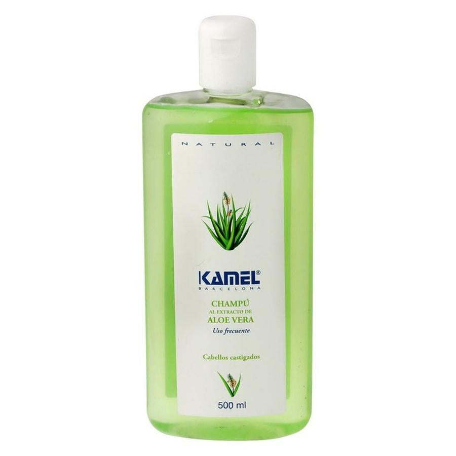 Los cabellos más castigados agradecerán este champú de Kamel ideal para combatir la deshidratación, la falta de vitaminas y la luminosidad de los cabellos débiles. En Douglas  puedes encontrarlo por 6,95 euros .