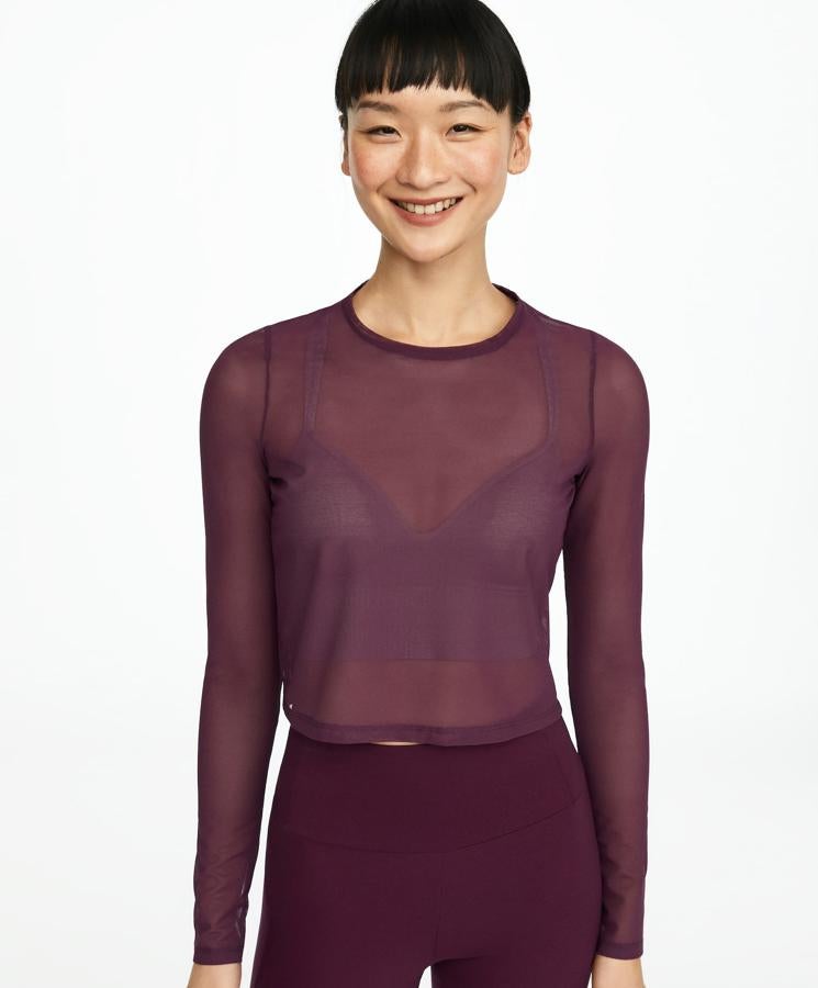 Camiseta transparente de manga larga de las rebajas de Oysho (11,19 euros).