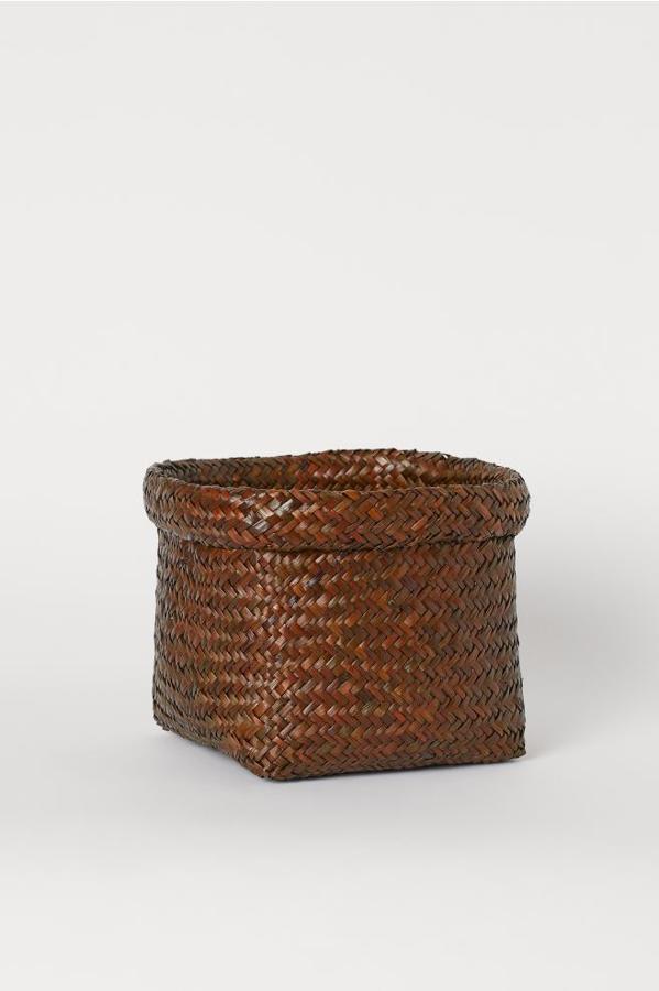 Cesta para el baño, (9,99 euros).