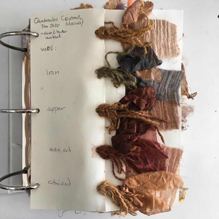 Dedicado a expandir el conocimiento, la creatividad y la historia, el Museo Textil de Canadá es esencial para conocer el patrimonio cultural que el diseño y la moda tienen en el pasado del país. Reconocido por la calidad y el impacto social de sus colecciones, es líder en patrimonio digital, y desde la plataforma de Google podemos acceder a muchas de las más de 13.000 piezas que forman su archivo.