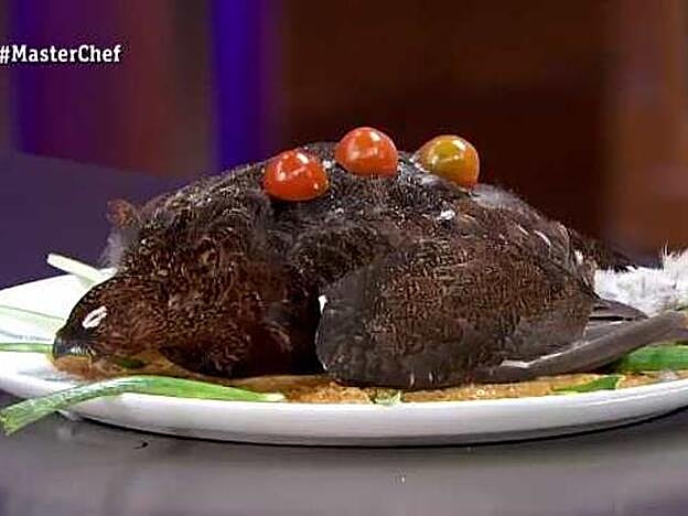 Así presentó Saray su perdiz.