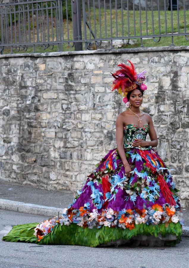 Durante un desfile de Alta Moda de Dolce & Gabbana en el lago Como en julio de 2018.