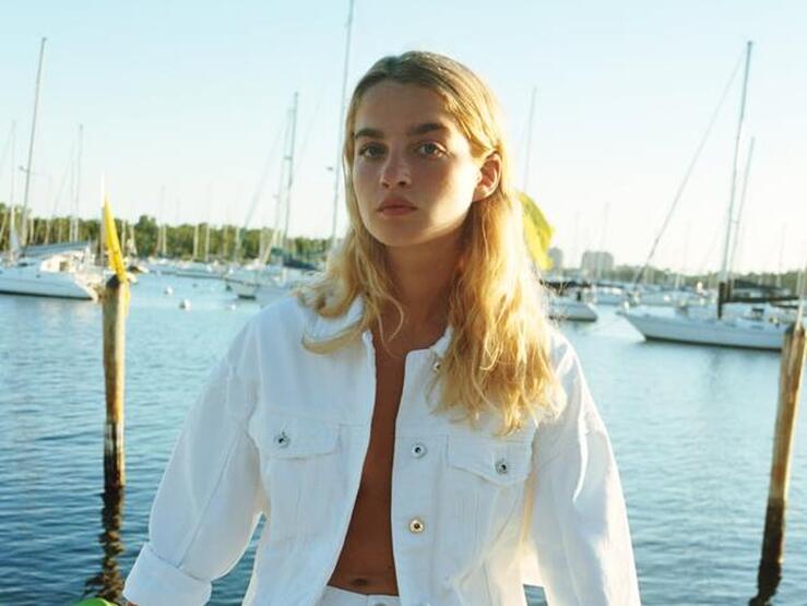 Fotos: Chaquetas de entretiempo sencillas que te podrás poner cuando quedes con tus amigas por primera vez